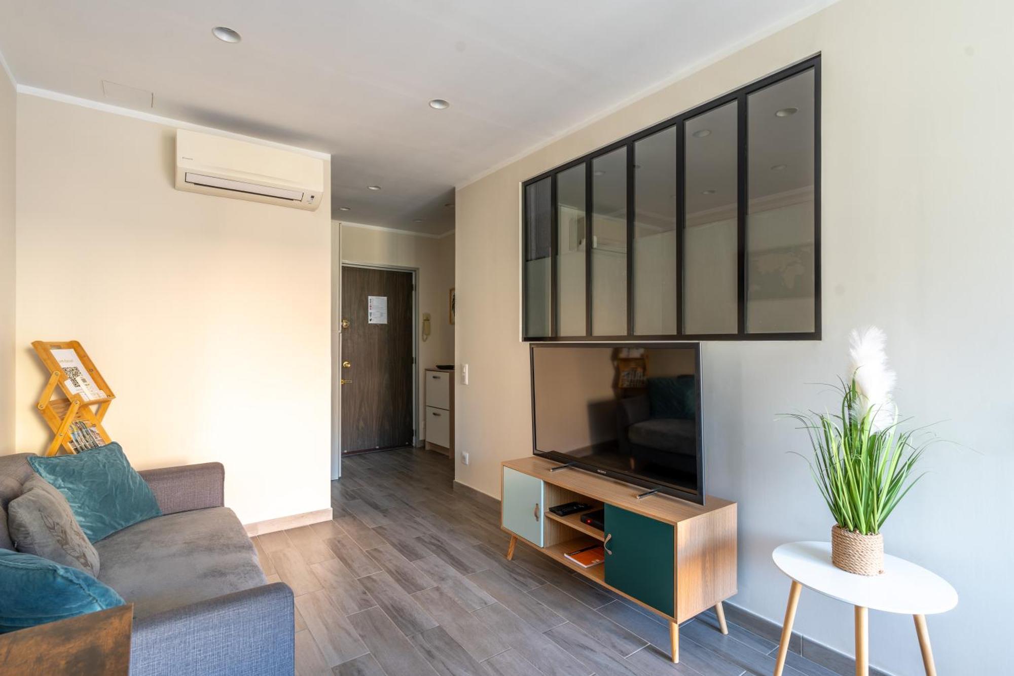 Fabuleux Appartement 2 Personnes Au Coeur De Menton, Climatise Et Proche Gares Routiere Et Sncf Exteriör bild