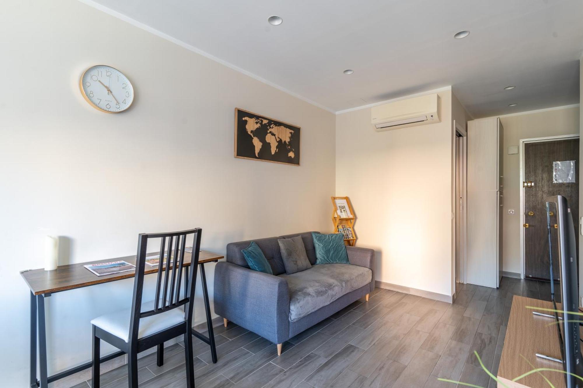 Fabuleux Appartement 2 Personnes Au Coeur De Menton, Climatise Et Proche Gares Routiere Et Sncf Exteriör bild