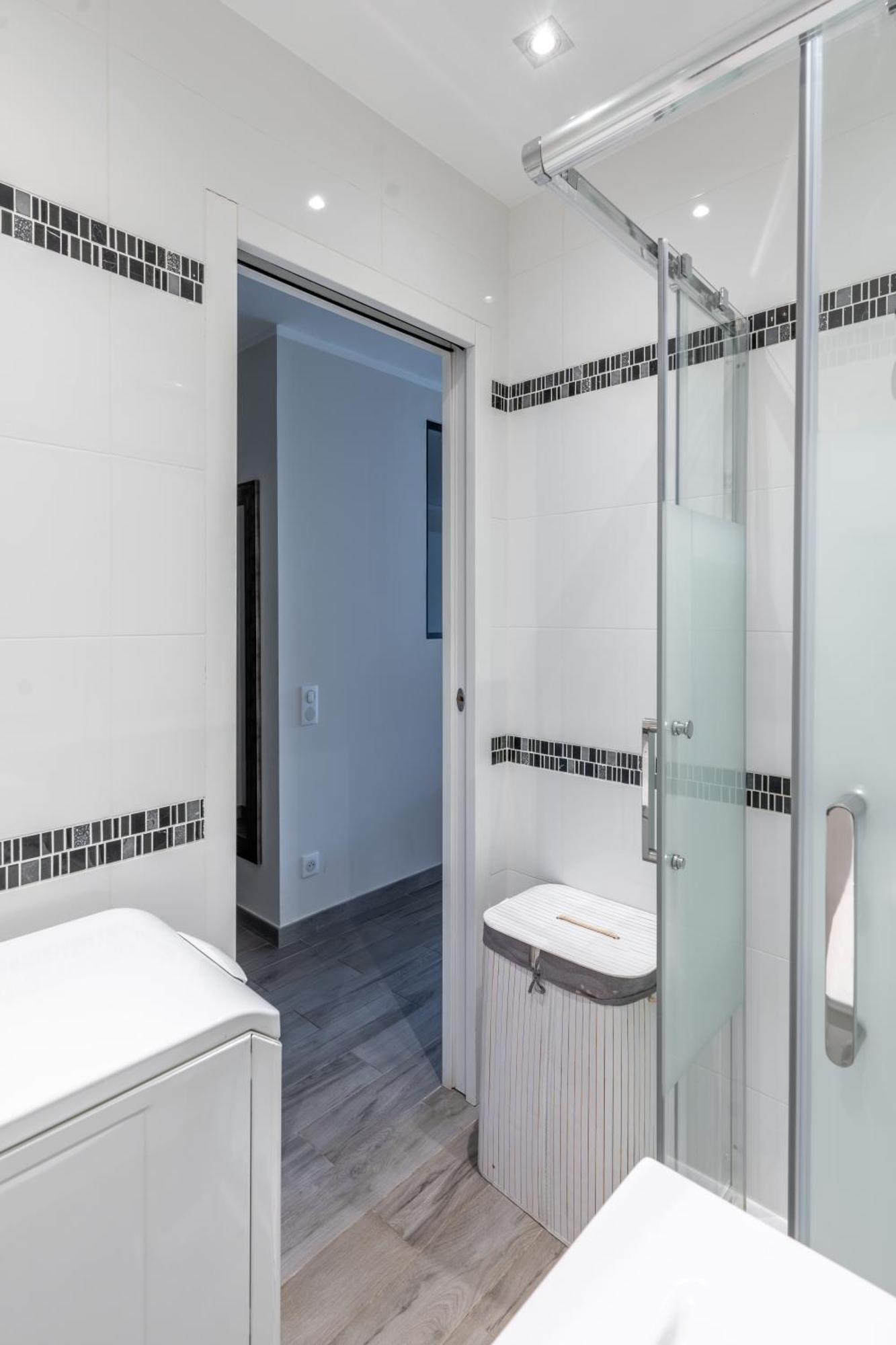 Fabuleux Appartement 2 Personnes Au Coeur De Menton, Climatise Et Proche Gares Routiere Et Sncf Exteriör bild